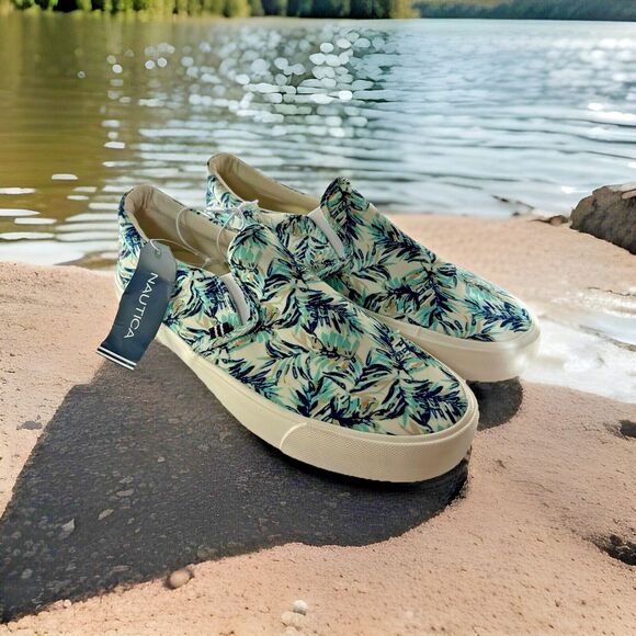 NWT Nautica Candler Slip On Loafers Men's Size 9.5 Navy‎ Palm Sneakers - Picture 1 of 9